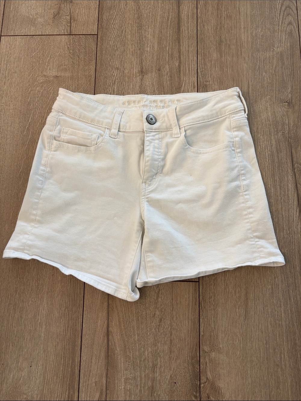 American Eagle Women's White Casual Stretch Shorts